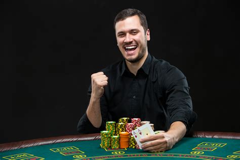 pro poker player salary